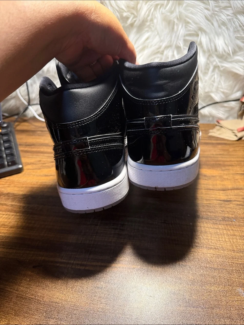 Nike Black and Purple High-Top Sneakers Air Jordan 1 Mid Se